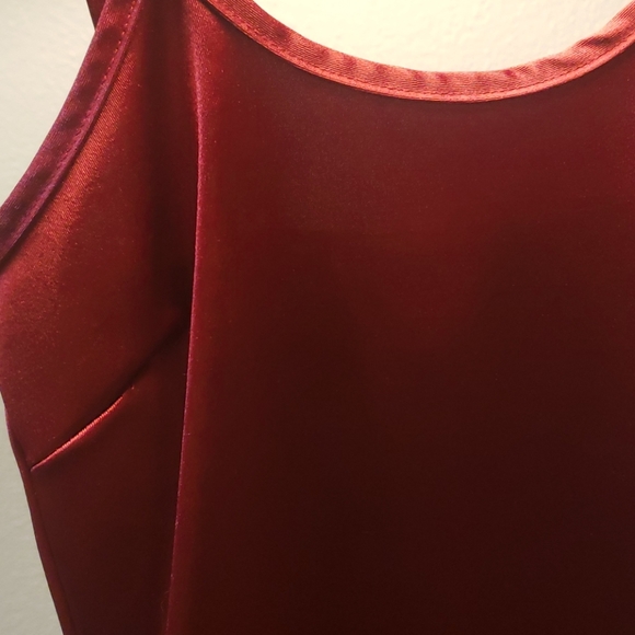 Red satin dress (SUPER pretty on, worn twice) - Picture 2 of 3